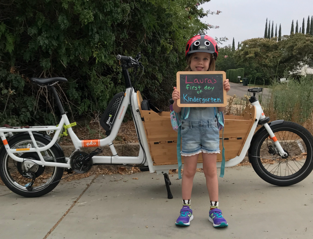 Carry kids to school by cargo bike