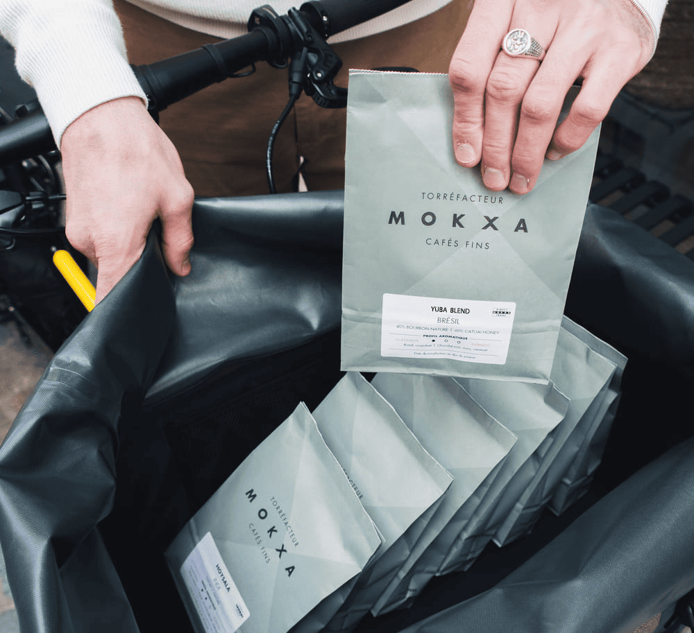 yuba_mokxa_lifestyle_fastrack_espresso_grab_and_go_yuba-blend-1
